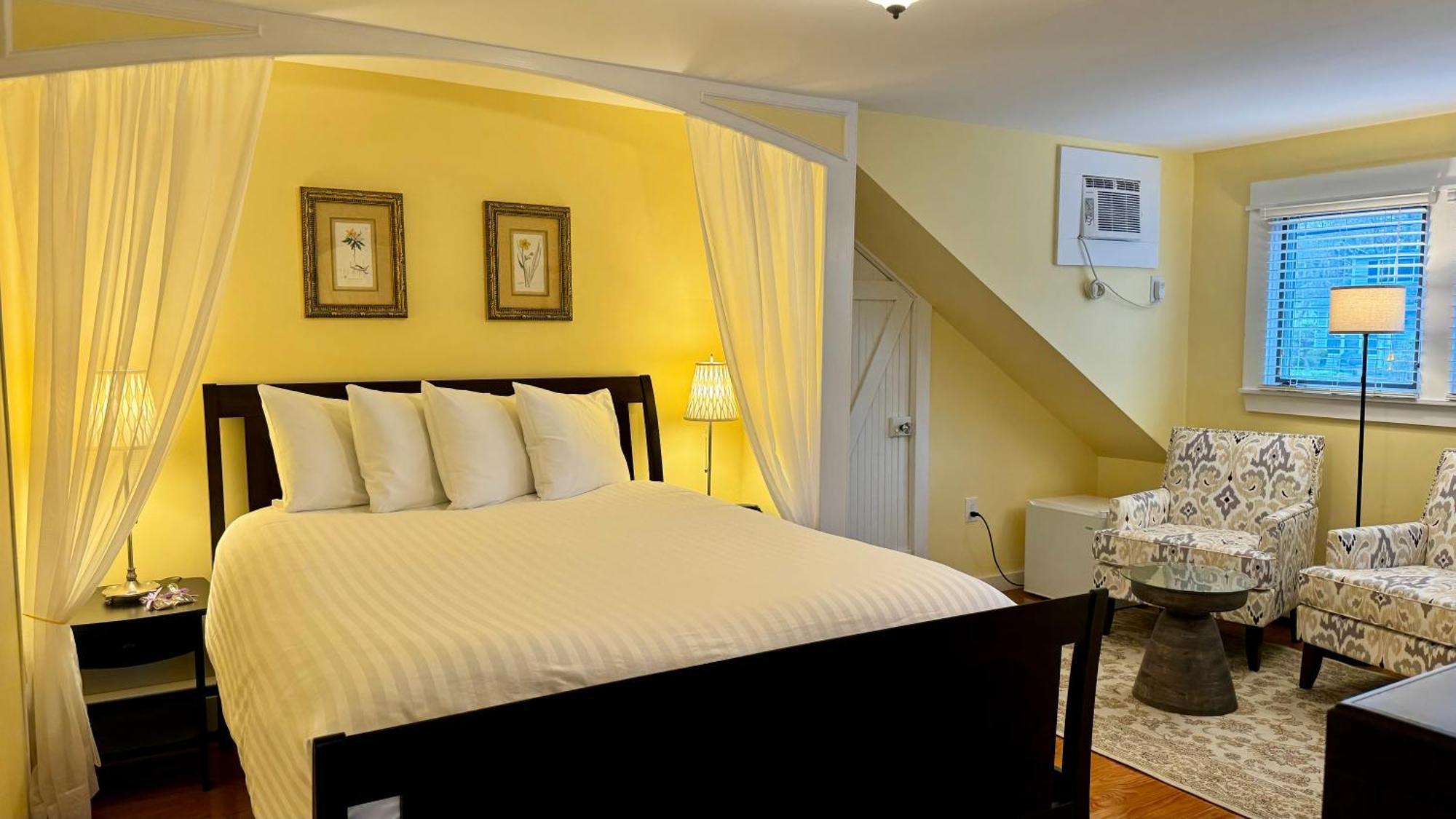Dragonfly Guest House โอกันควิท ภายนอก รูปภาพ